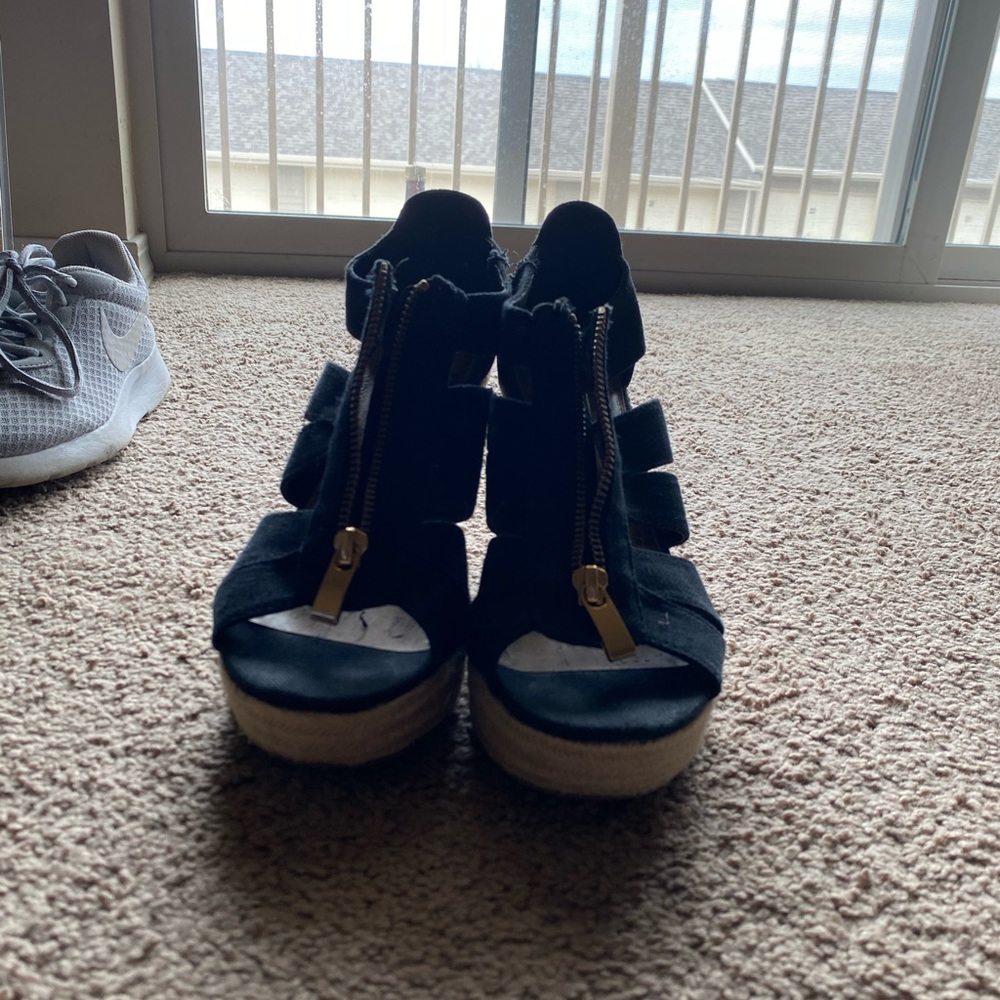 Target wedges